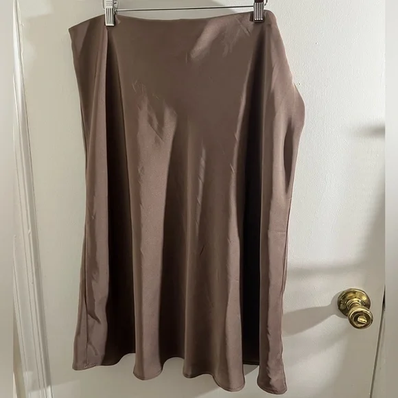 Elegant Brown Satin Nordstrom Rack Skirt - Picture 5 of 6
